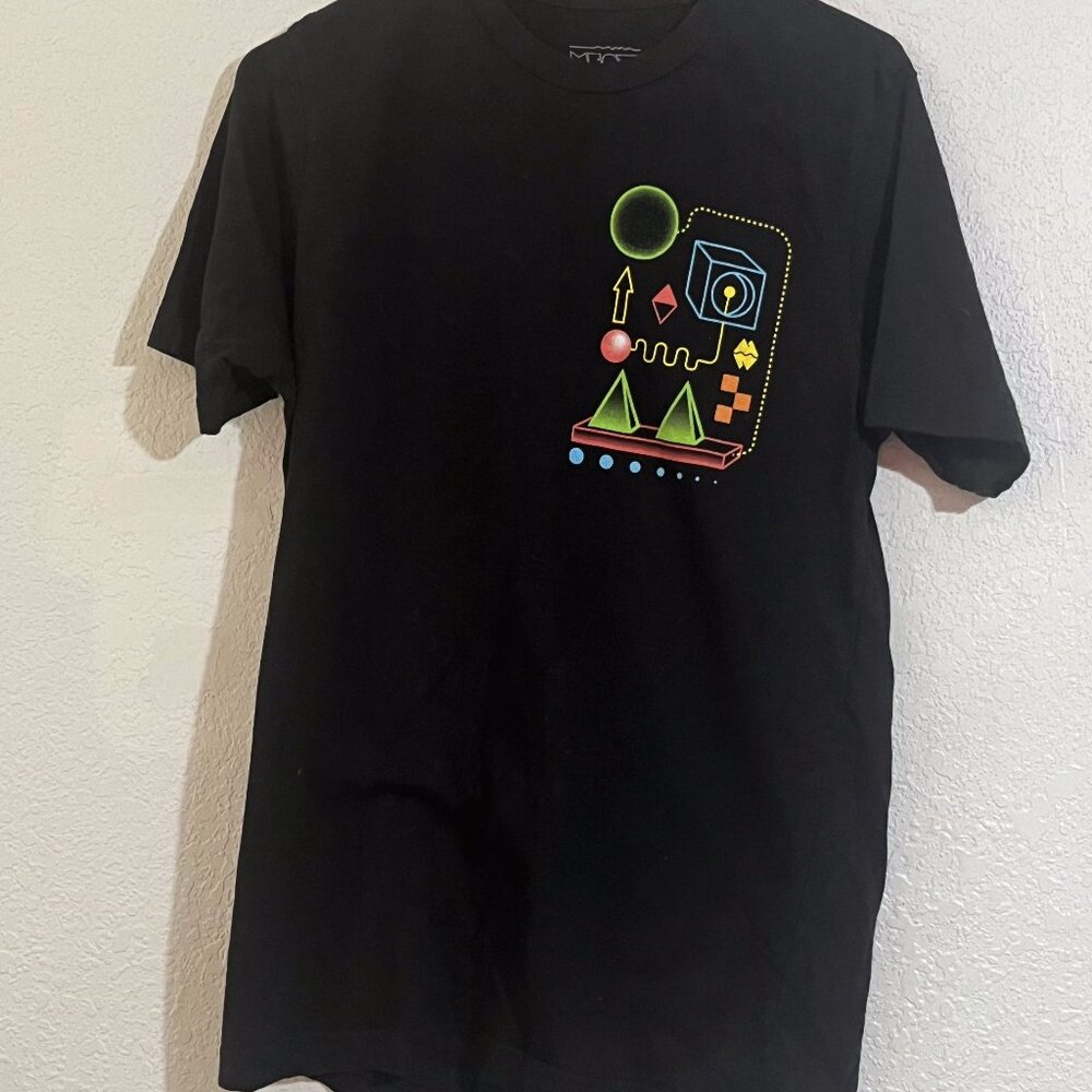 Meow Wolf Black Geometric Graphic Tee Shirt, Size Medium
